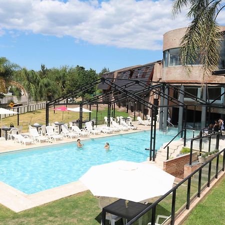 ויז'ה קרלוס פאס Portal Del Lago Hotel מראה חיצוני תמונה