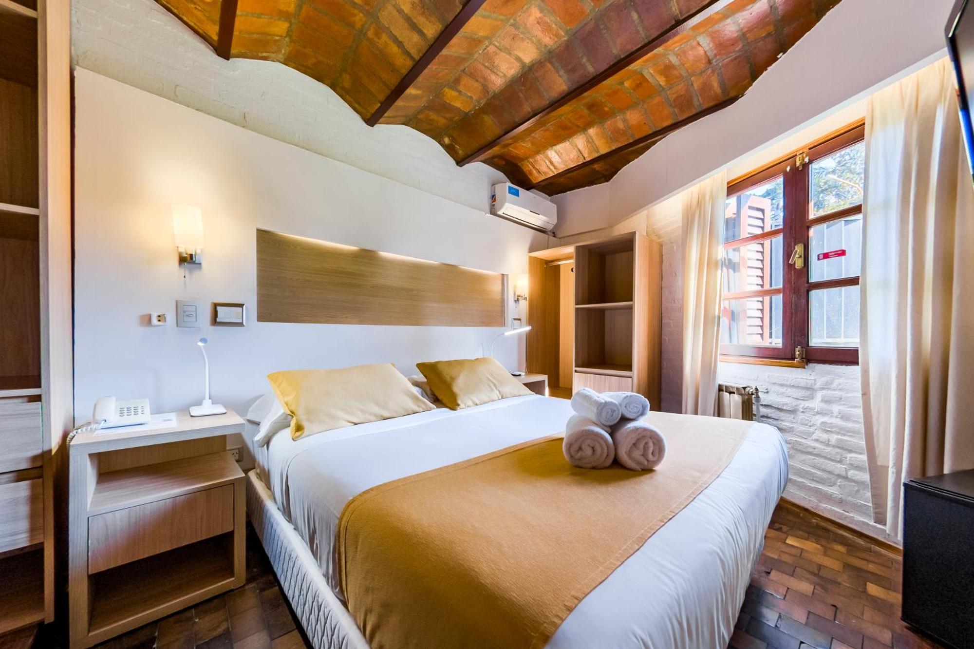 ויז'ה קרלוס פאס Portal Del Lago Hotel מראה חיצוני תמונה