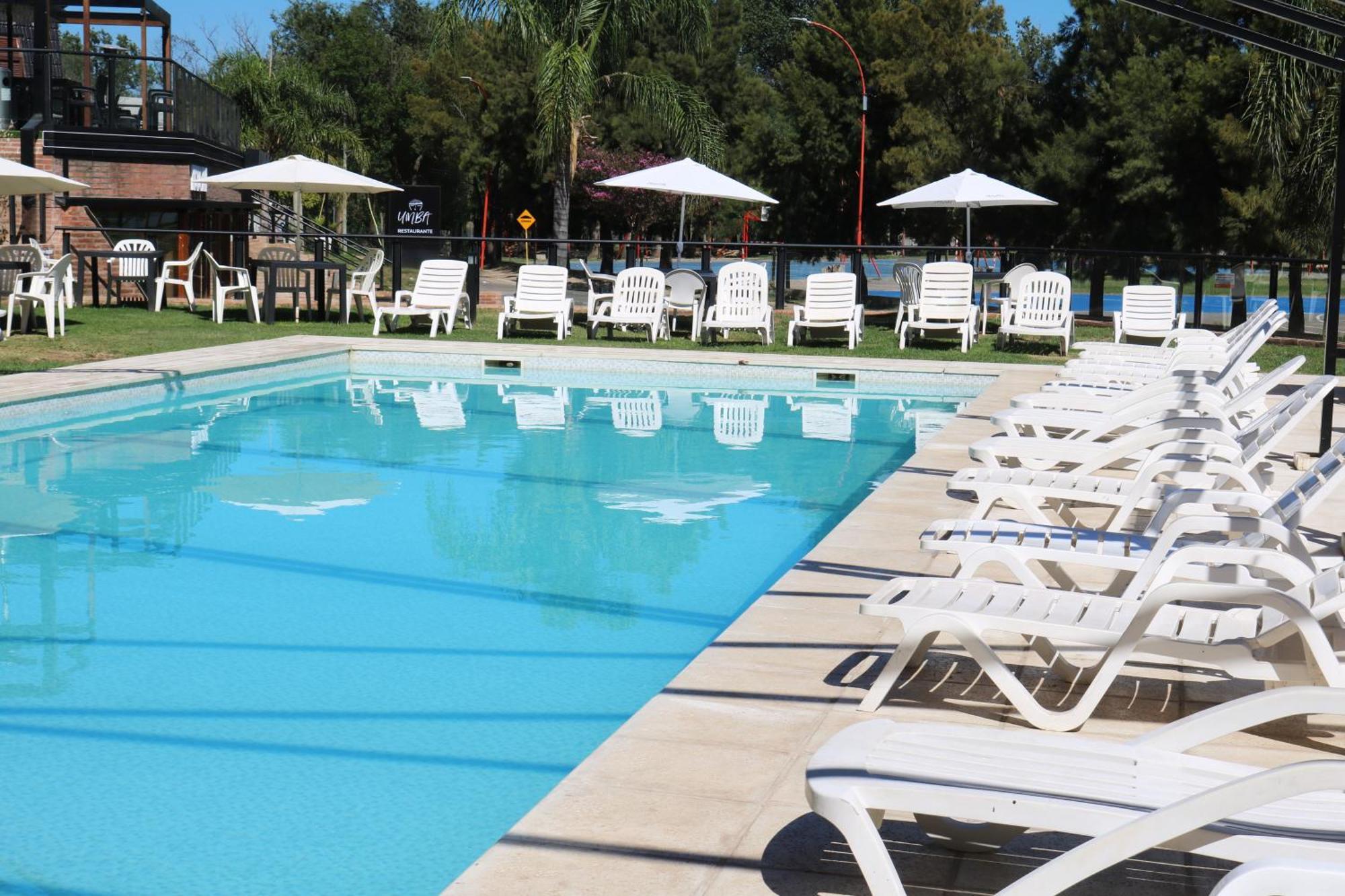 ויז'ה קרלוס פאס Portal Del Lago Hotel מראה חיצוני תמונה